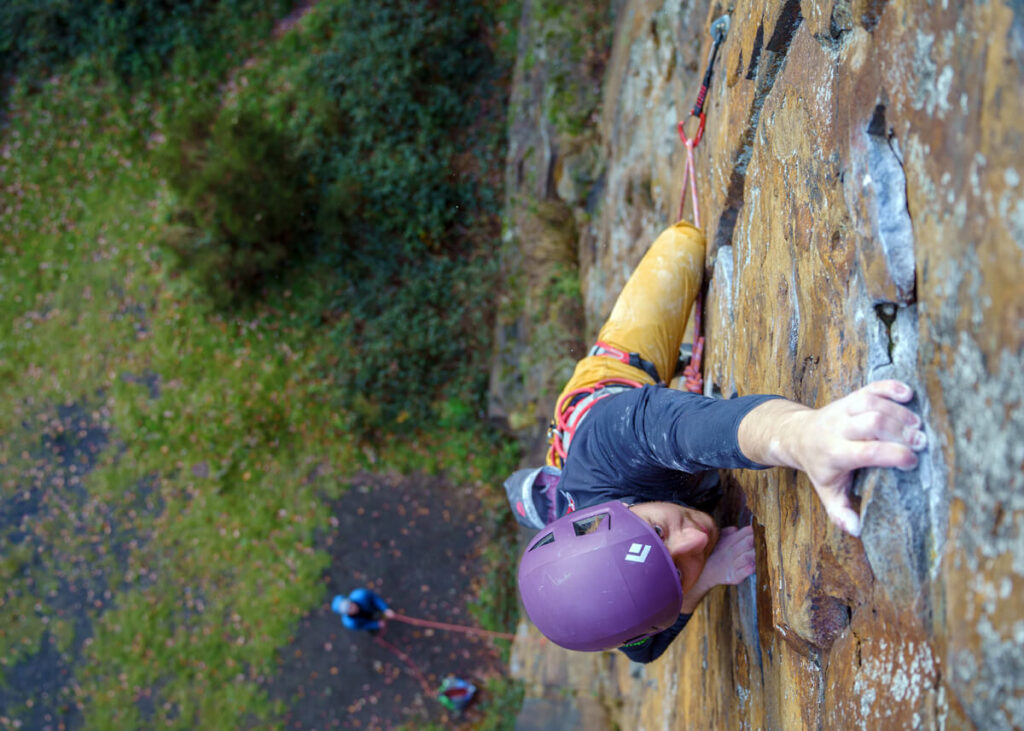 Learn to lead sport climbing courses in the UK