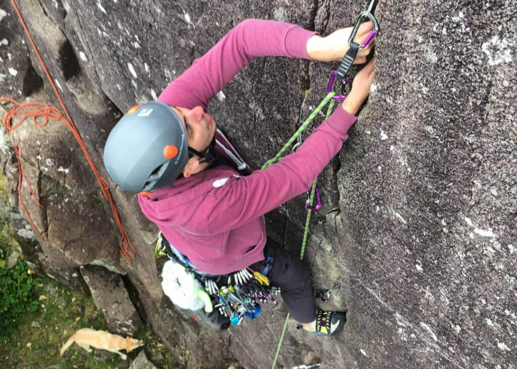 Learn to lead trad rock climbing courses in Snowdonia North Wales