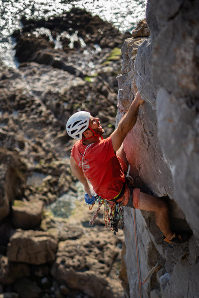 Performance trad climbing courses; learn skills and techniques north wales